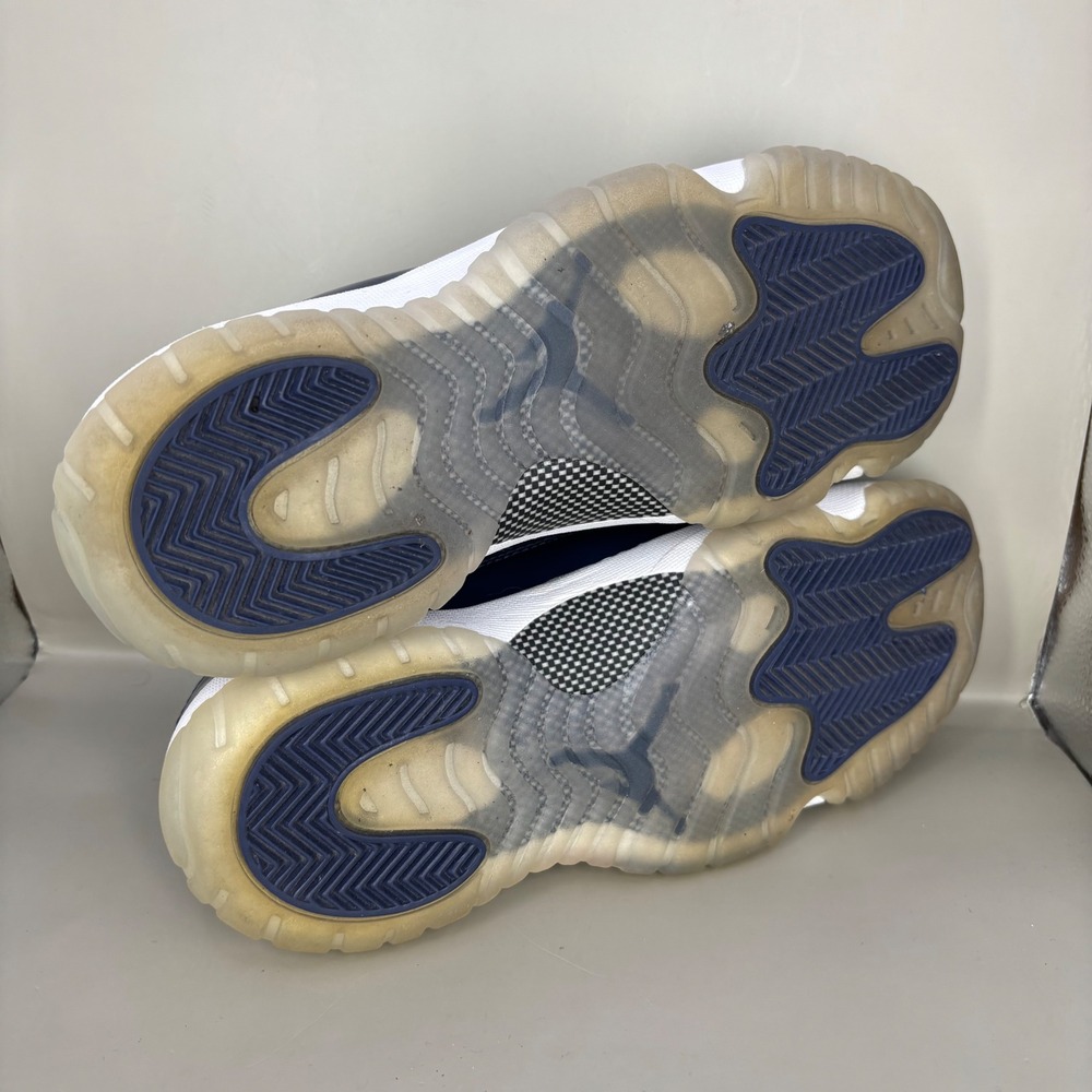 Air Jordan 11 Retro Low Georgetown Grey Mist Midnight Navy 528896-007 Mens 7Y - Picture 7 of 7